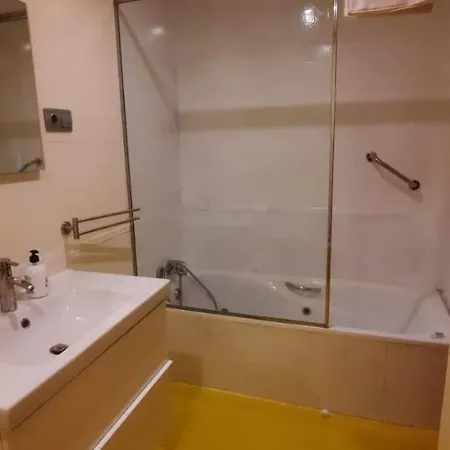 Casa Diez 아파트 *